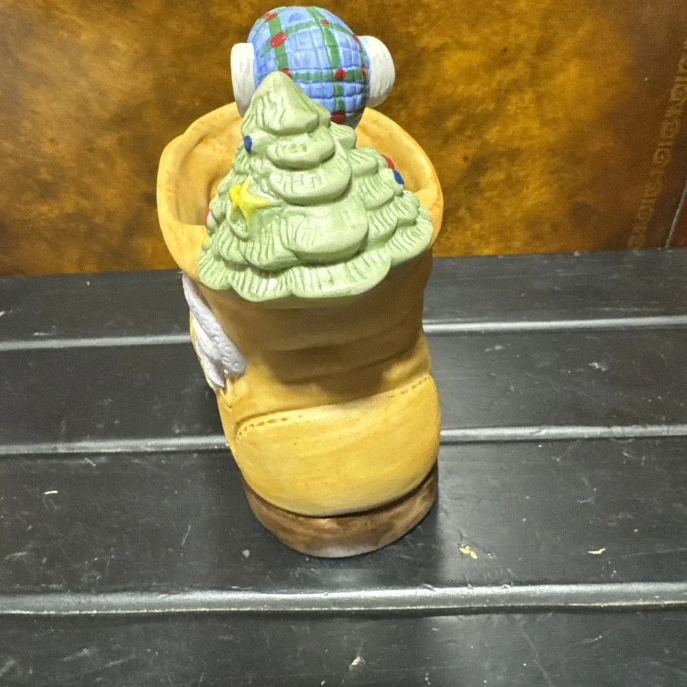 Mouse Christmas Music Box Mice In Shoe Jasco Porcelain EXCELLENT CONDITION Works